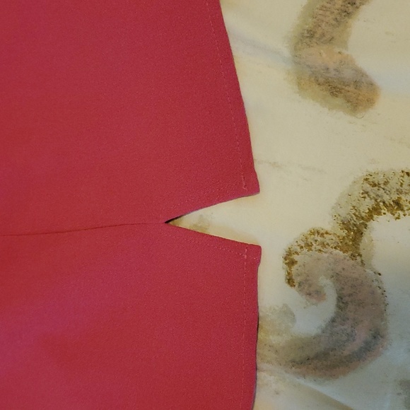 5/$25 - Tahari sleeveless top - sz. 6 - Picture 7 of 7